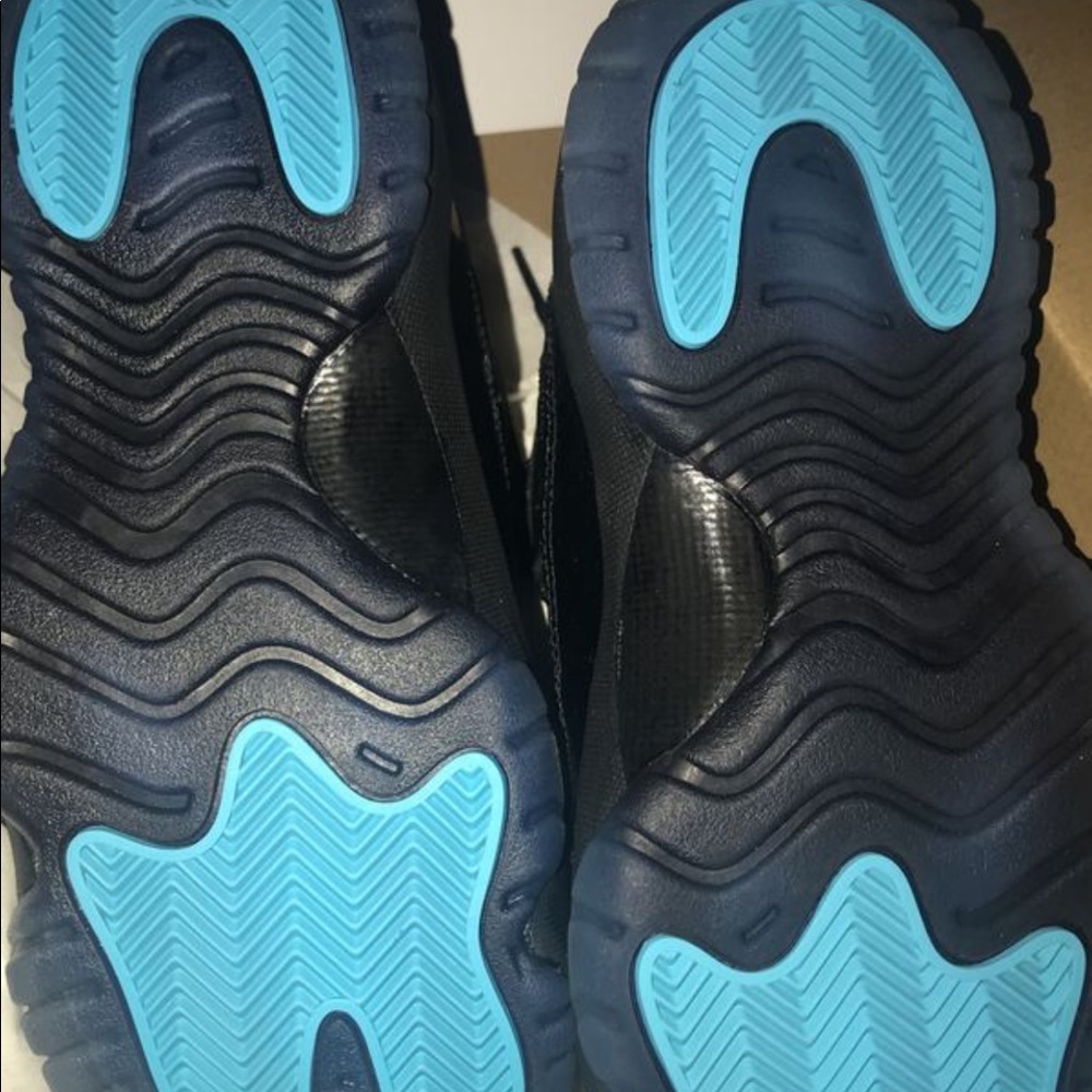 Air Jordan’s 11 retro gamma blue